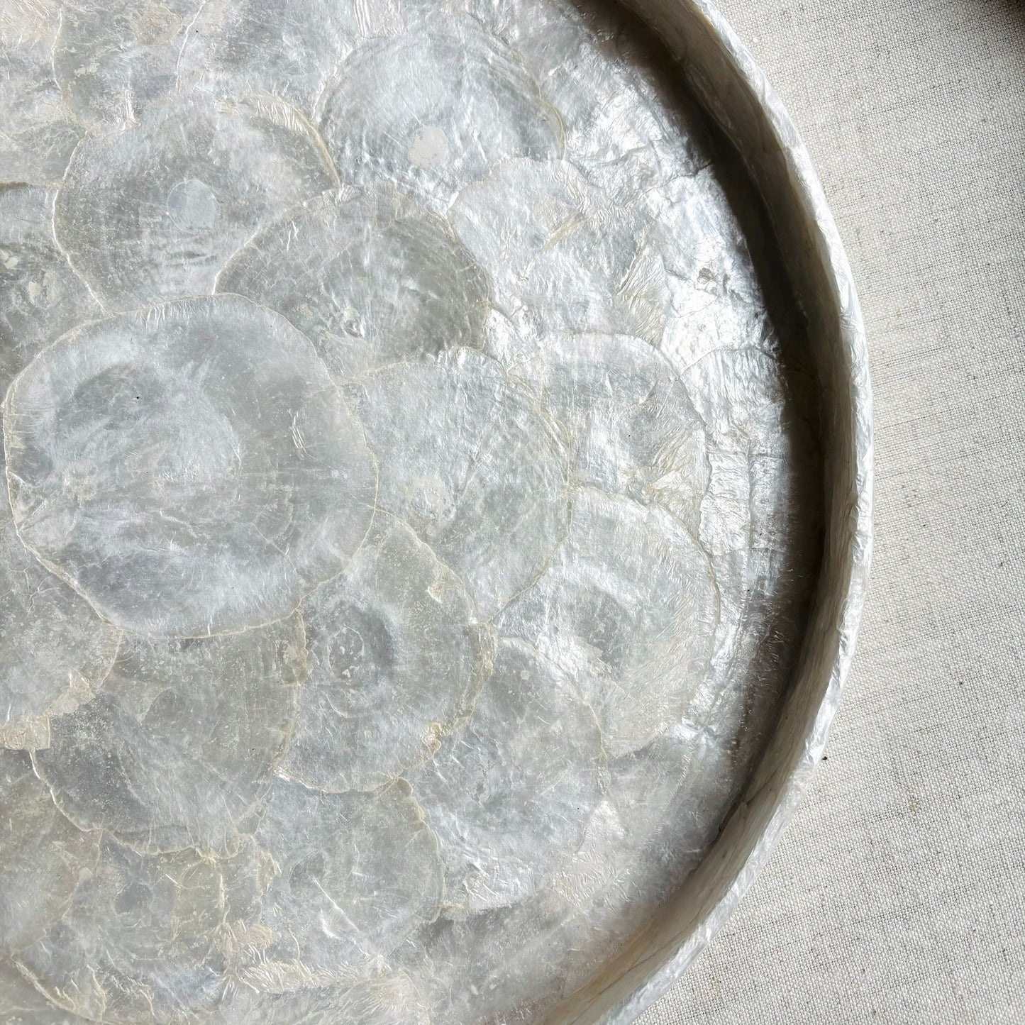 Dienblad Rond van Capiz schelpen