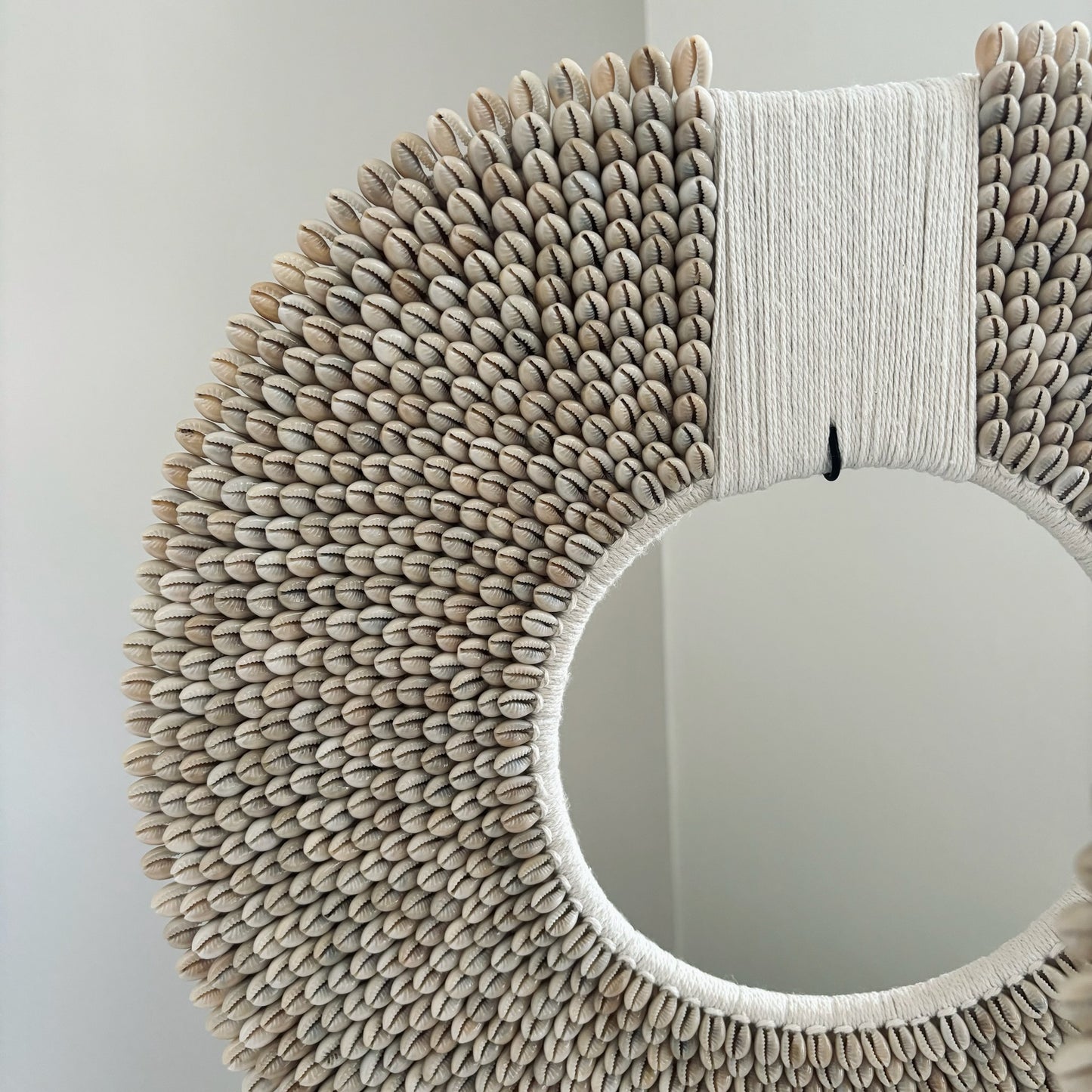 Schelpenketting op Standaard Papua