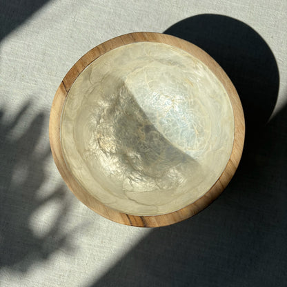 Houten Kom ingelegd met Capiz schelpen