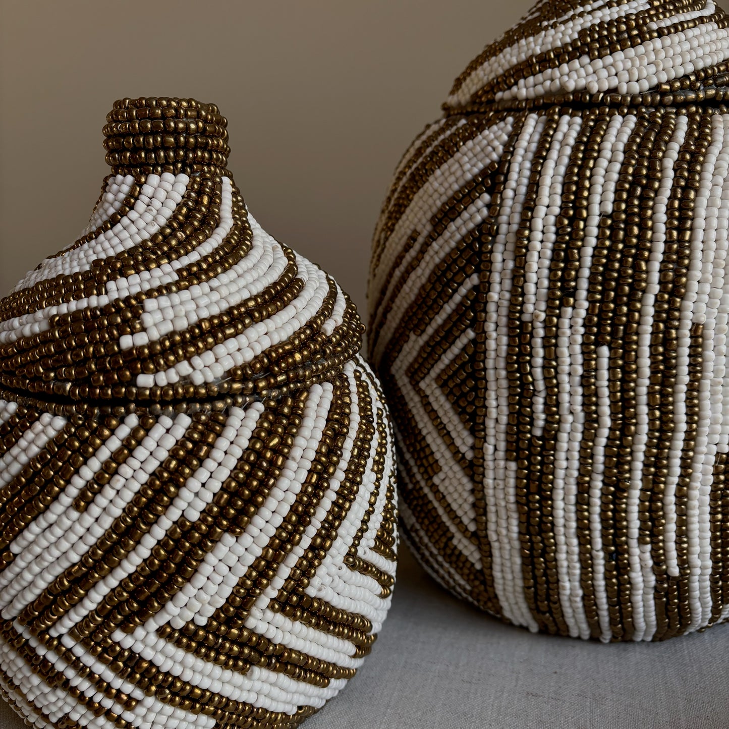 Kralenpot Norie - Wit/Goud