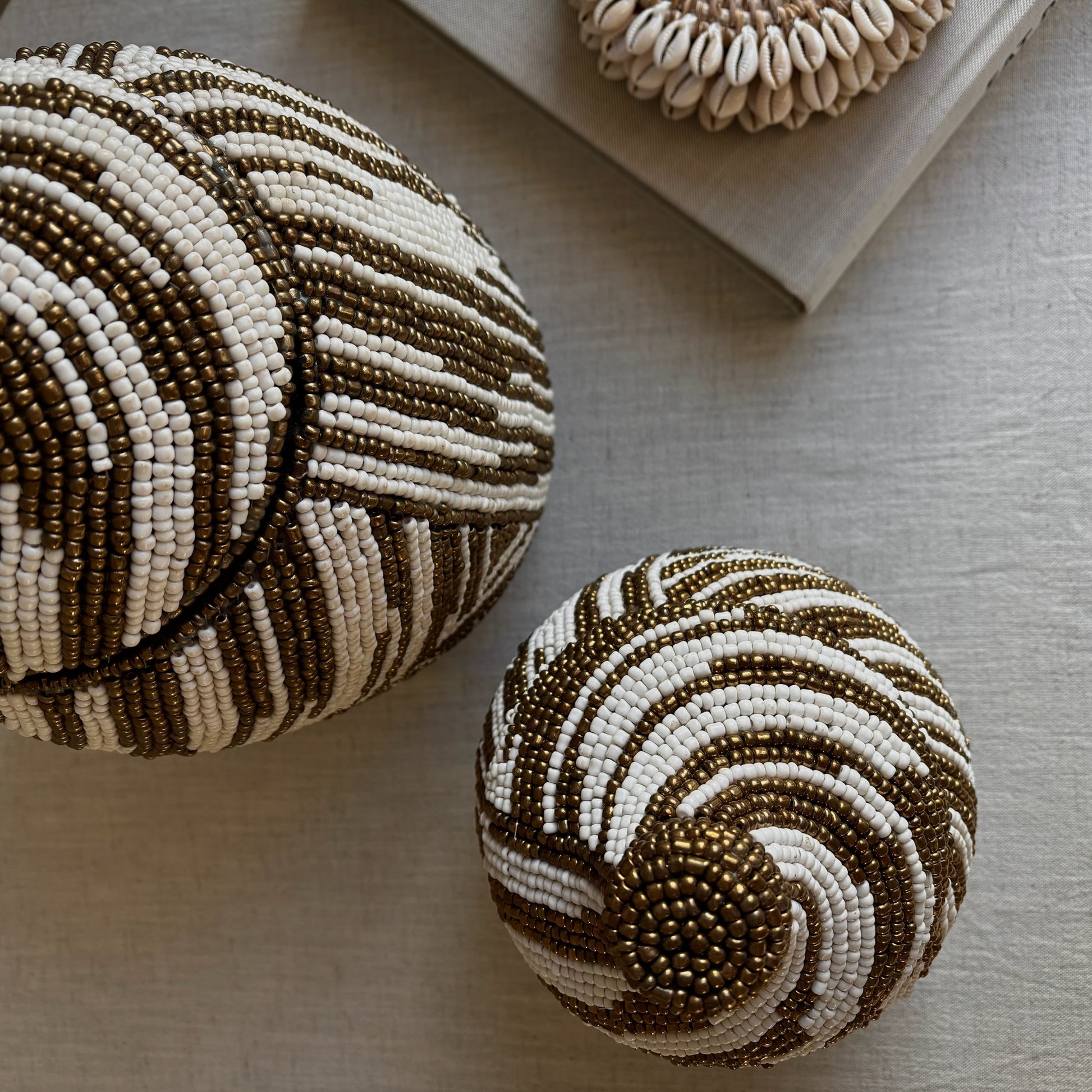 Kralenpot Norie - Wit/Goud