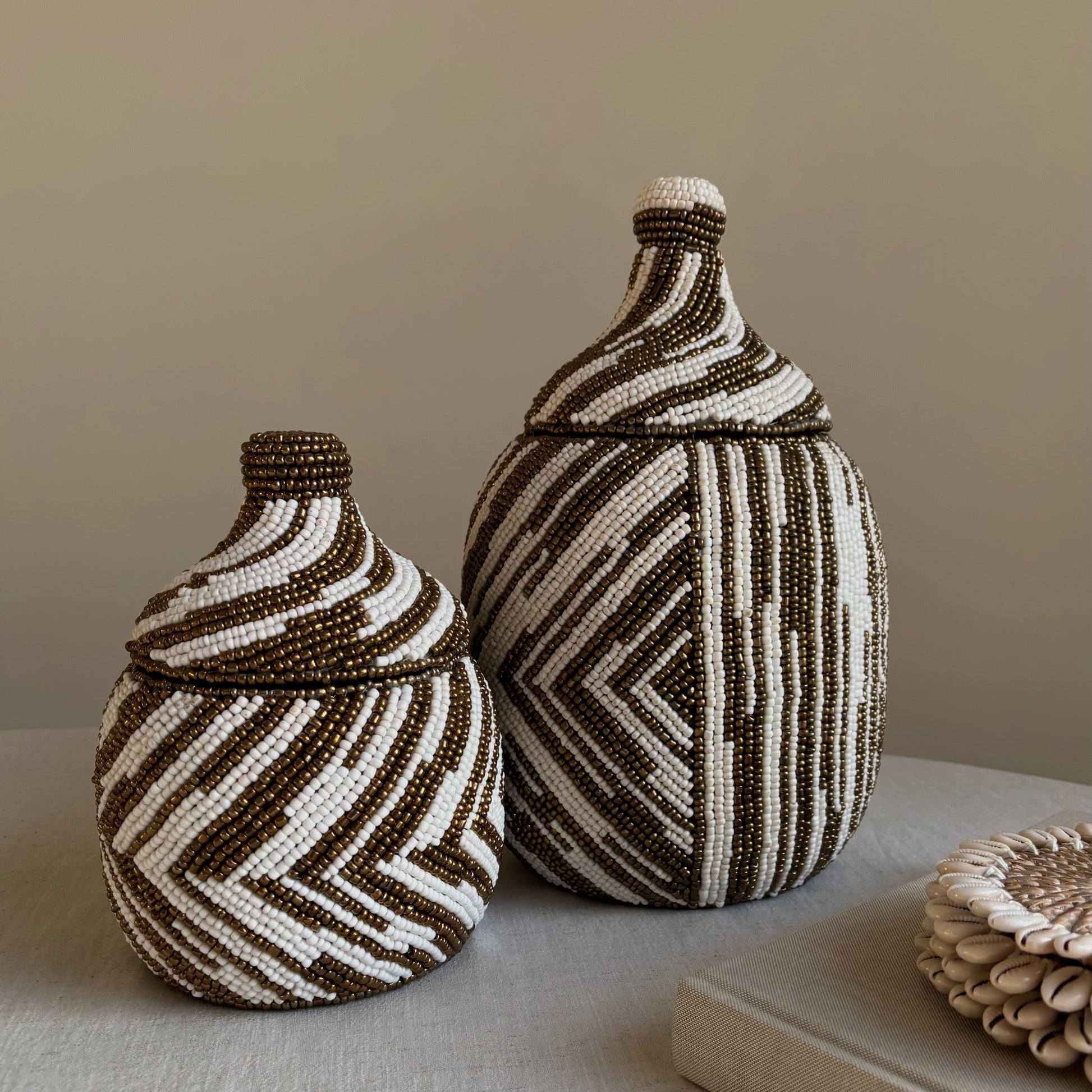 Kralenpot Norie - Wit/Goud