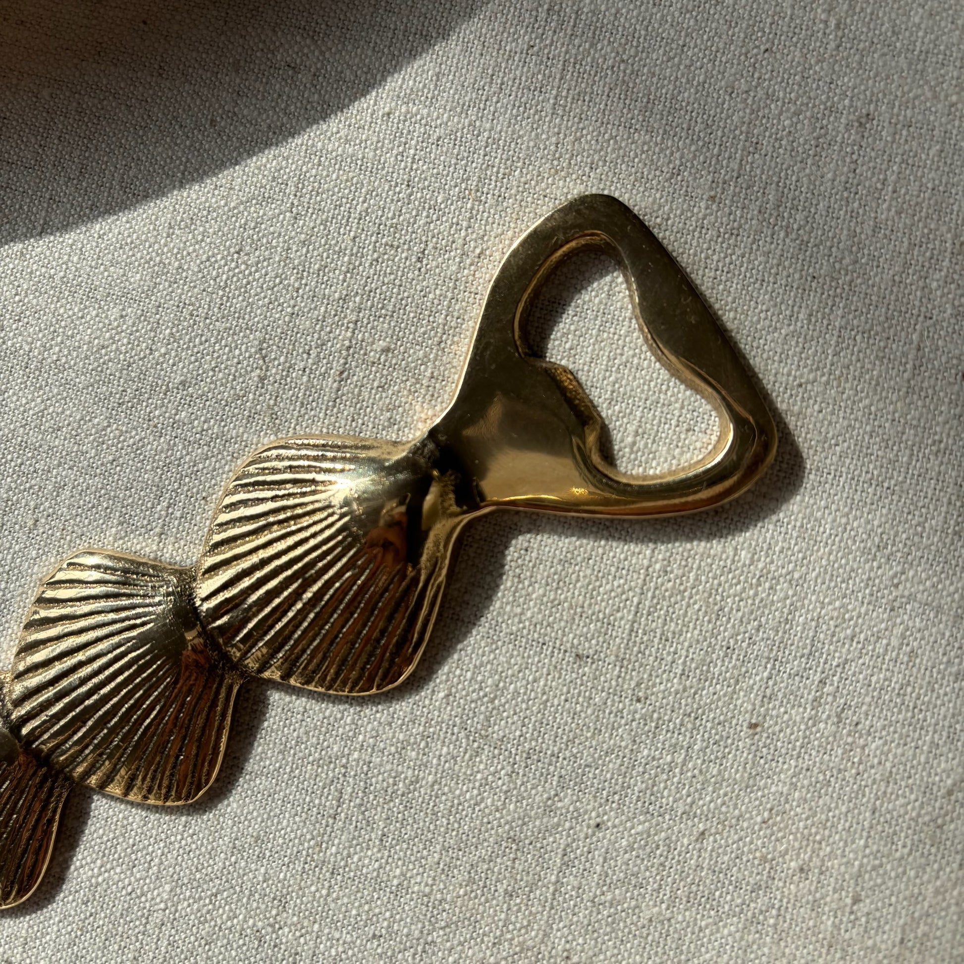 Messing Flesopener Schelp