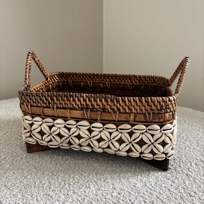 Rotan Opbergmand met Schelpen