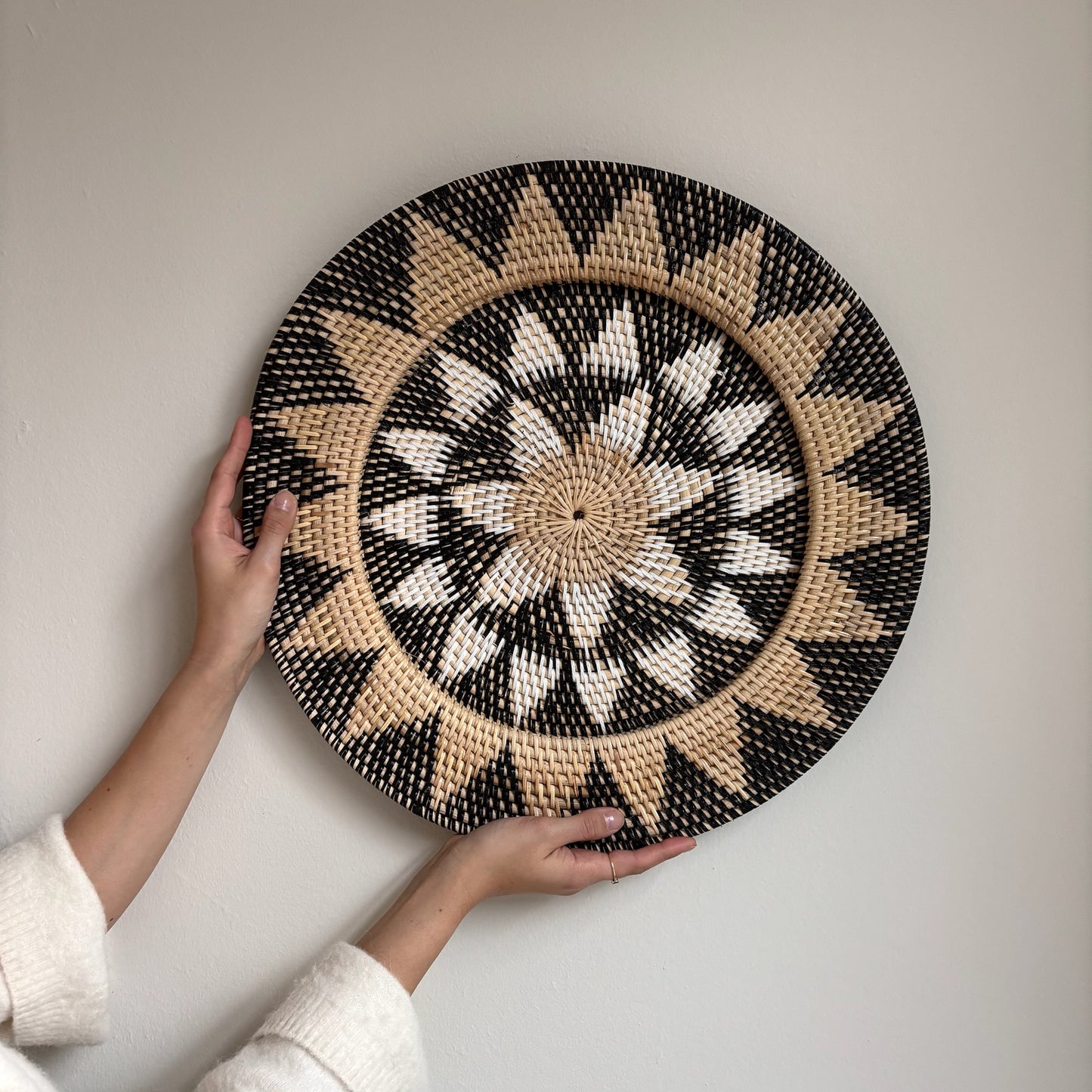 Rotan Wanddecoratie Rond Mauri