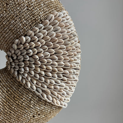 Schelpen Ornament op voet Koko