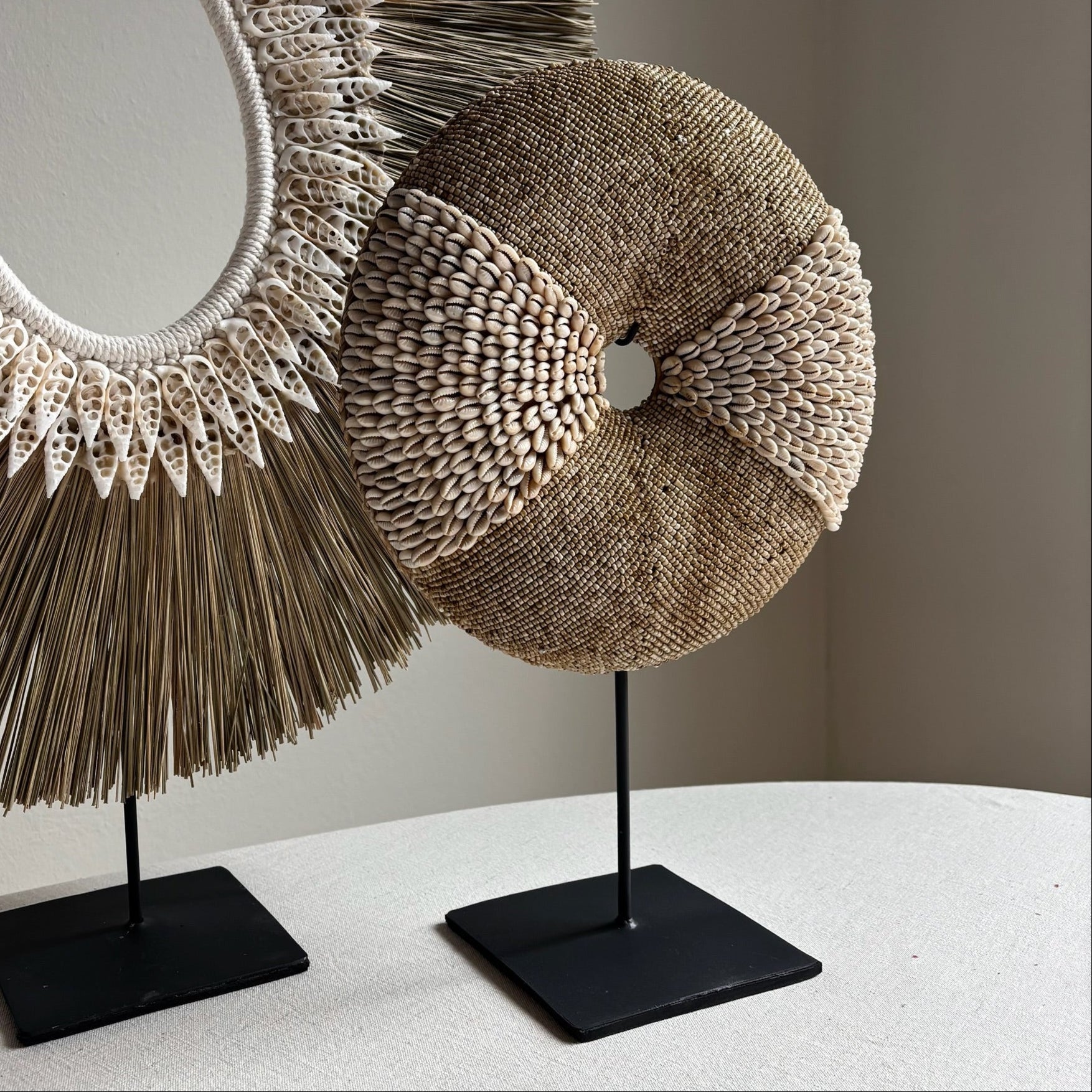 Schelpen Ornament op voet Koko
