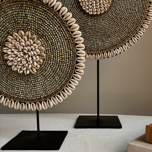 Schelpen Ornament op voet Lena