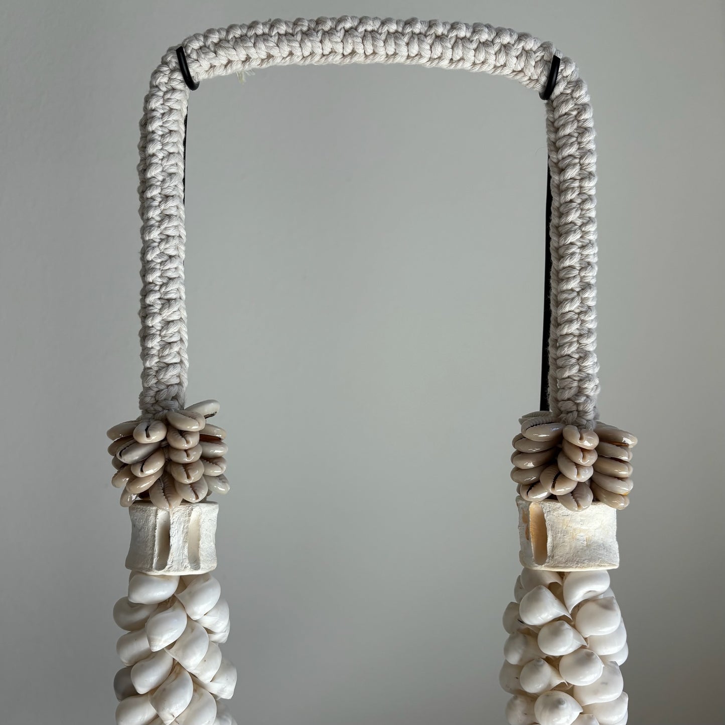 Schelpenketting op Standaard Jill