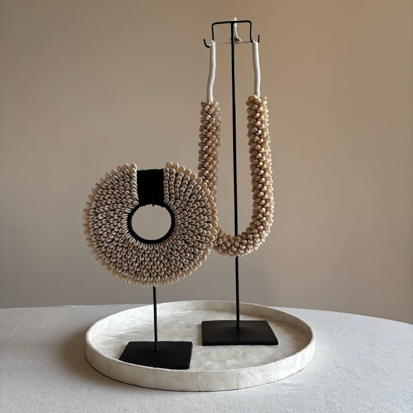 Schelpenketting op Standaard Loa